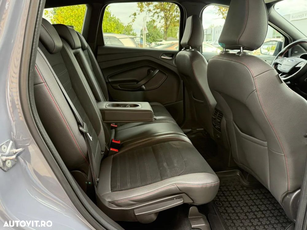 Ford Kuga - 19