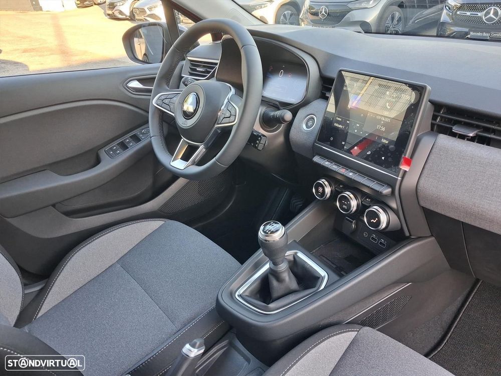 Mitsubishi Colt - 14