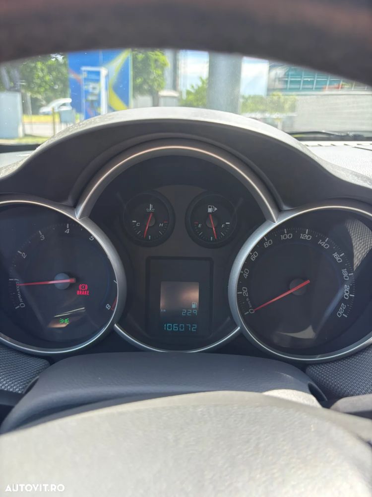 Chevrolet Cruze 1.6 LS Plus G2 - 6