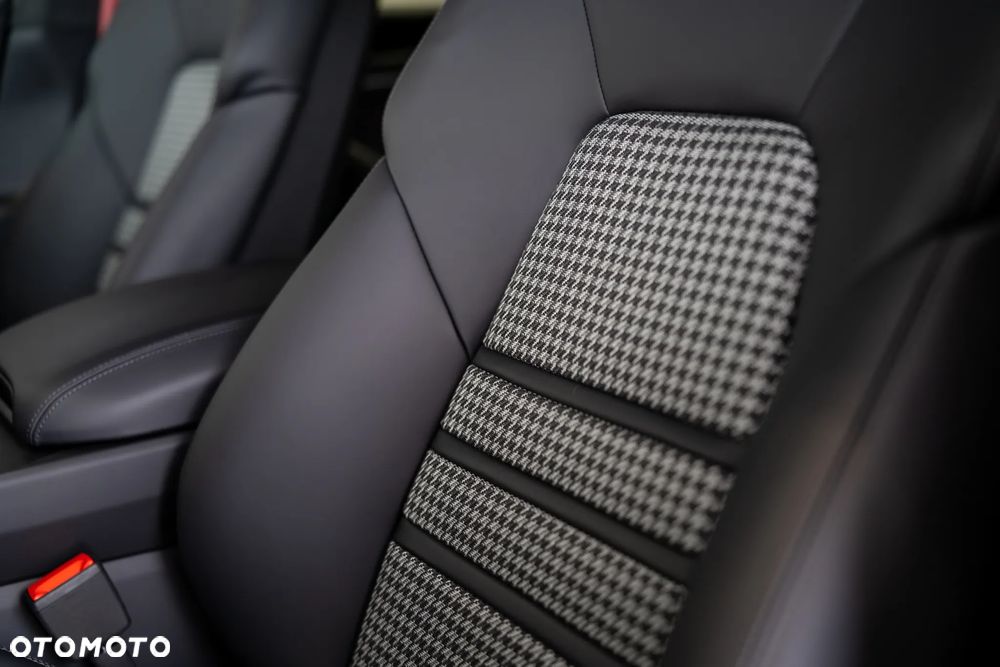Porsche Cayenne S - 16
