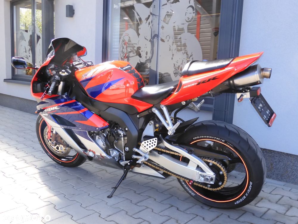 Honda CBR - 32