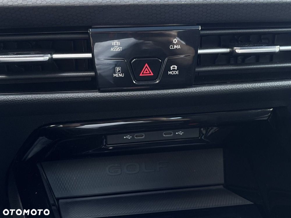 Volkswagen Golf - 21