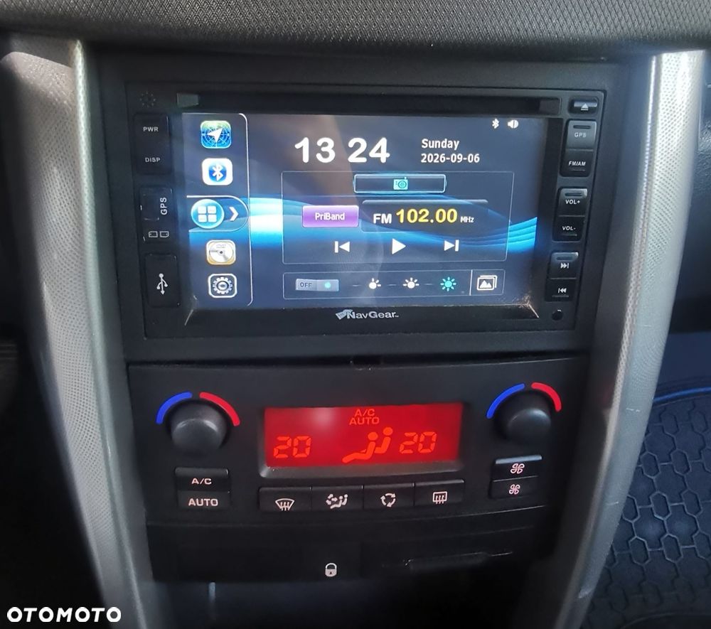 Peugeot 207 - 14