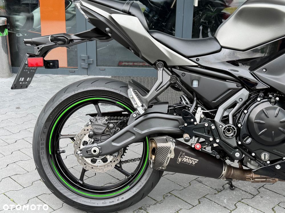 Kawasaki Ninja - 6