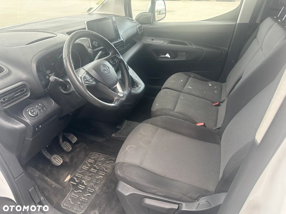 Opel COMBO - 8