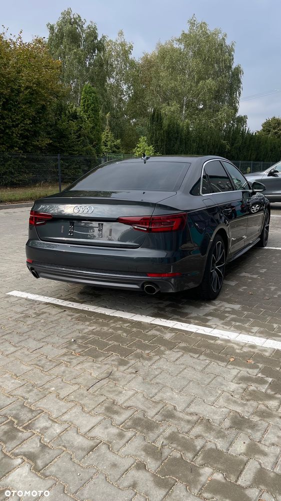 Audi A4 2.0 TFSI ultra S tronic - 9