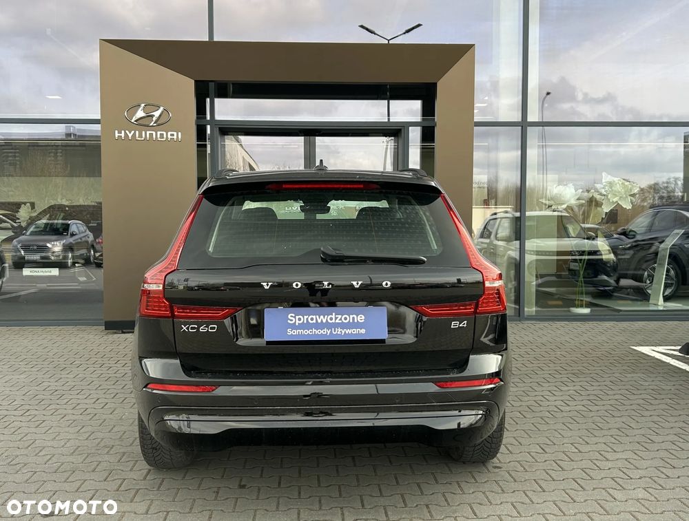 Volvo XC 60 B4 D AWD Momentum Pro - 8