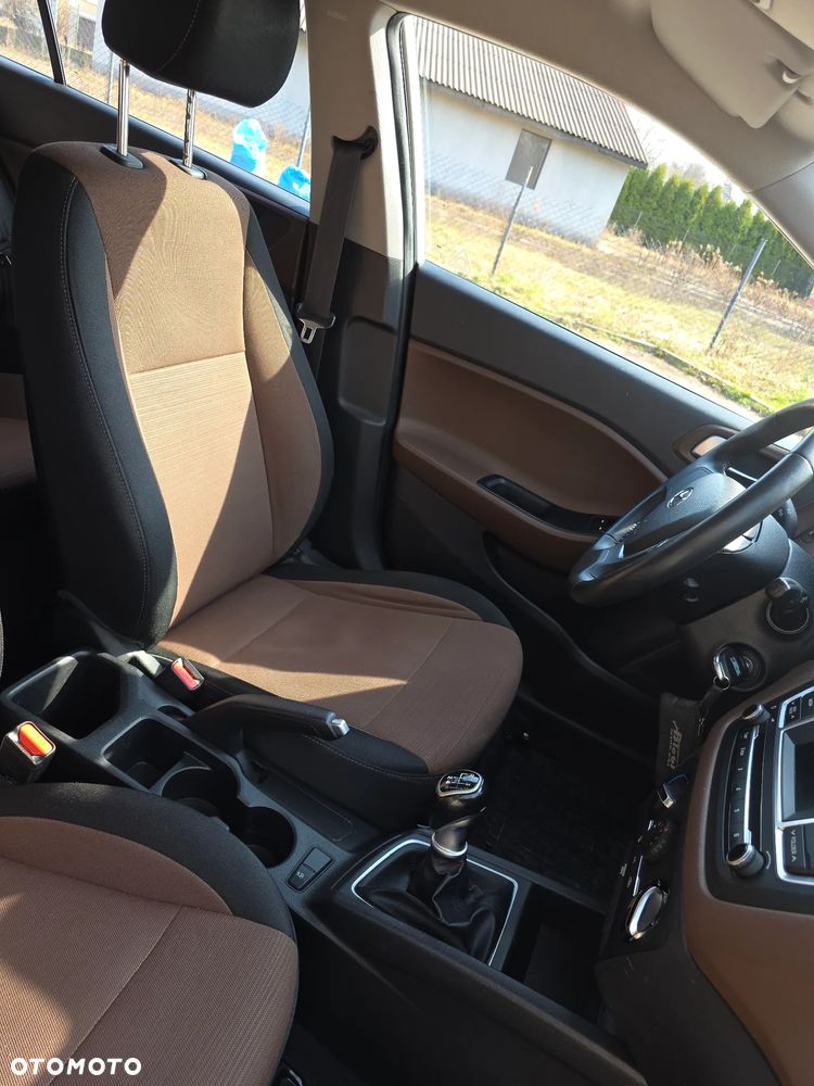 Hyundai i20 1.1 CRDi Style - 7