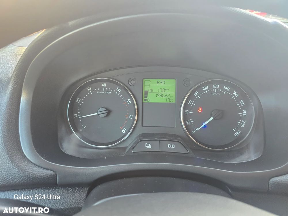 Skoda Fabia 1.4 MPI Elegance - 6
