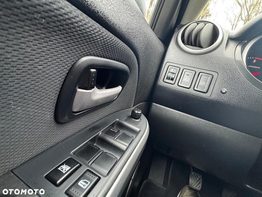 Suzuki Grand Vitara - 26