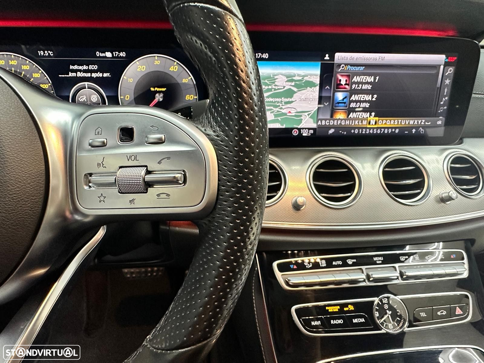 Mercedes-Benz E 300 de AMG Line - 36