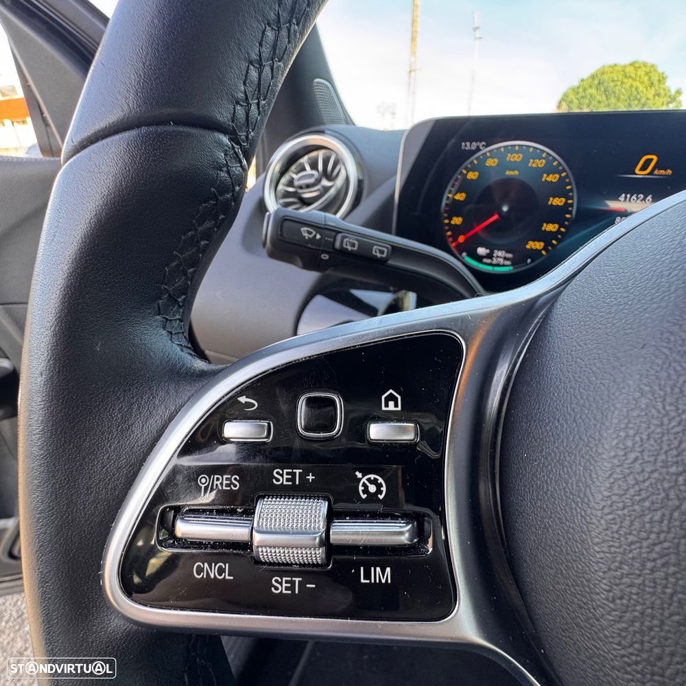 Mercedes-Benz EQA 250 - 15