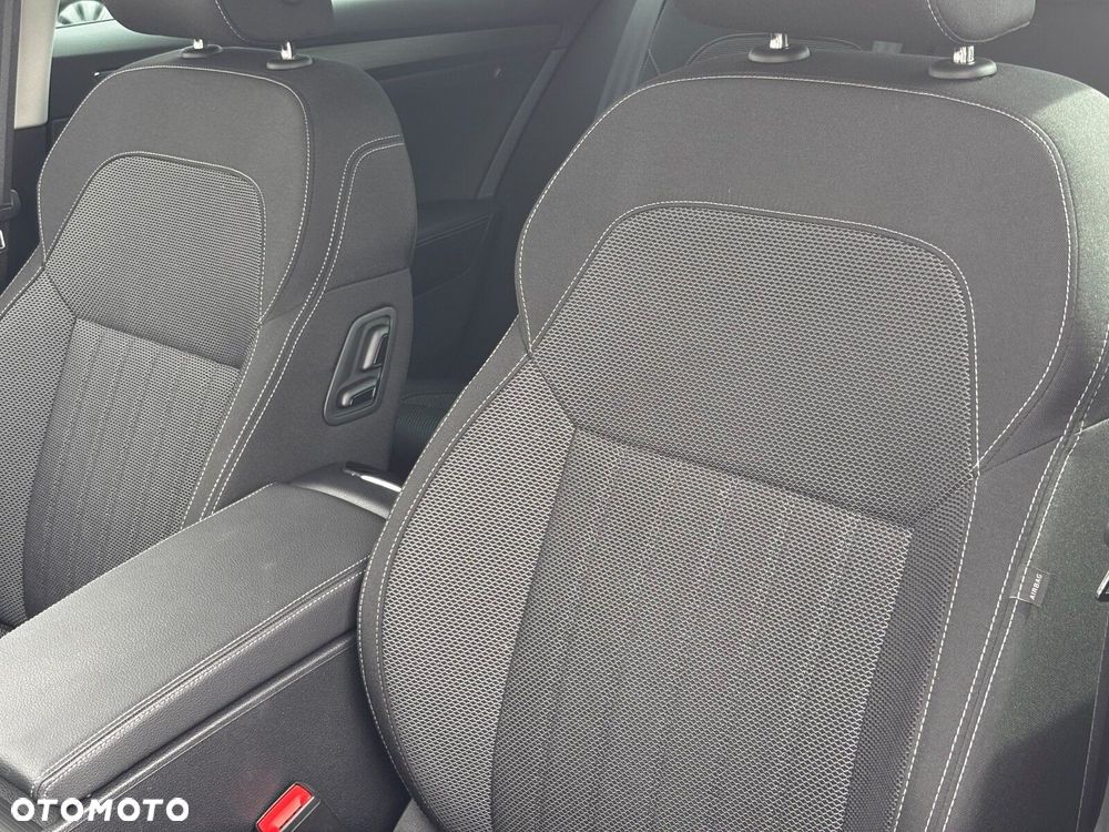 Skoda Superb 2.0 TDI SCR Style DSG - 22