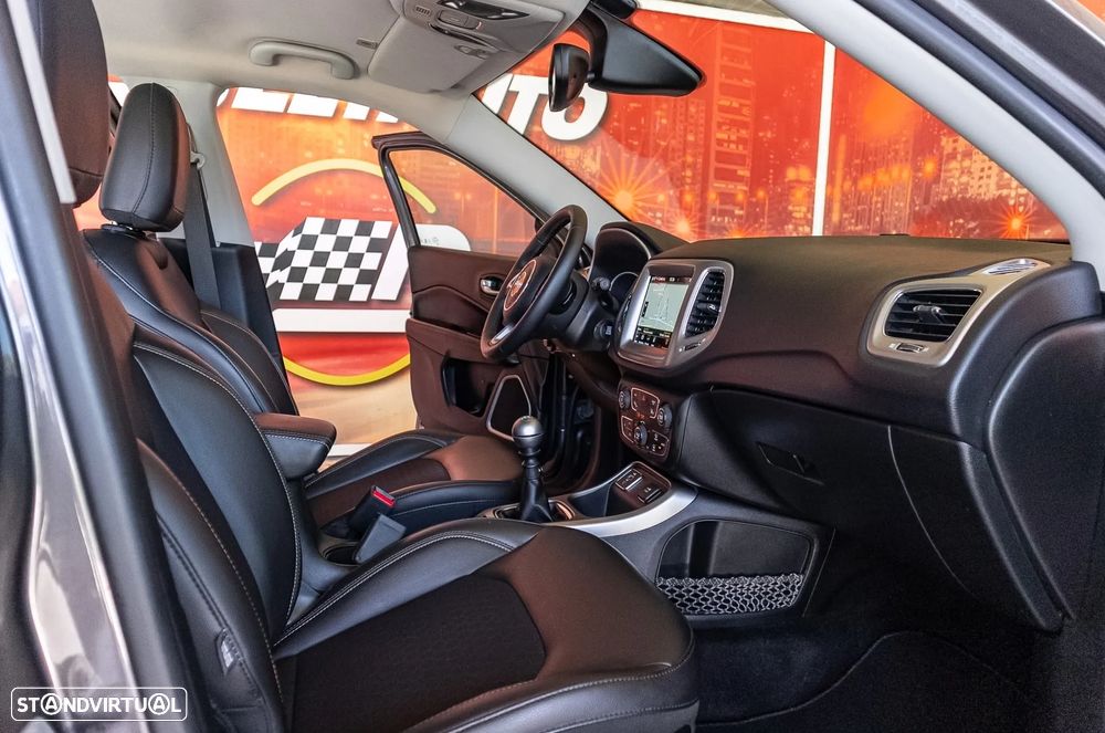 Jeep Compass 1.6 M-Jet Longitude - 23