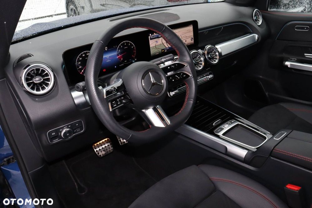 Mercedes-Benz GLB 200 AMG Line 7G-DCT - 8