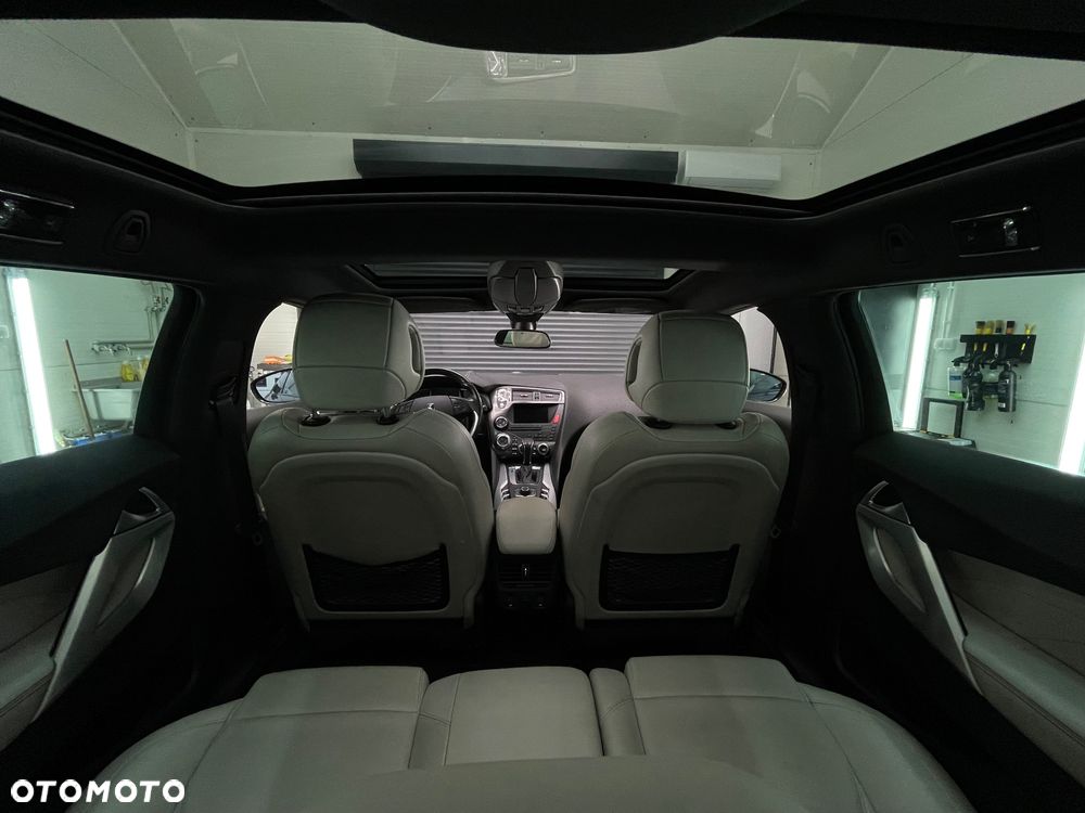 Citroën DS5 HDi 165 Business - 37