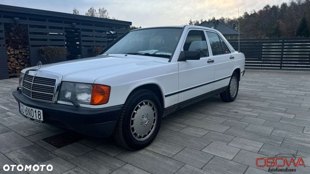 Mercedes-Benz W201 (190) - 6