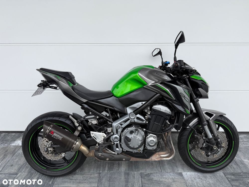 Kawasaki Z 900 - 10