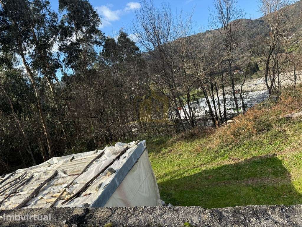 Excelente Terreno de Construção em Vieira do Minho - Grande imagem: 5/8