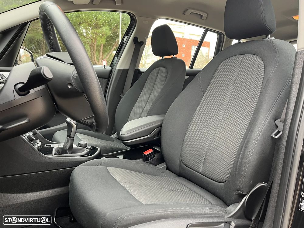 BMW 216 Gran Tourer d - 5