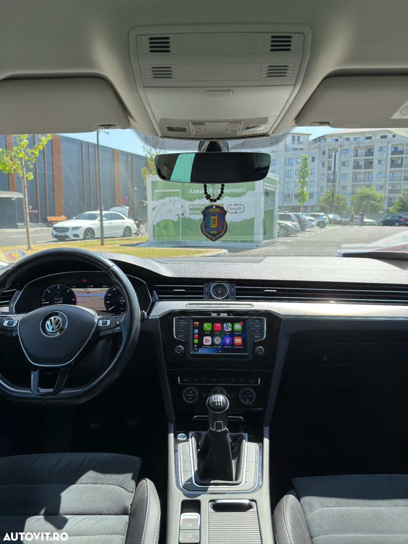 Volkswagen Passat 2.0 TDI 4Motion Highline - 16