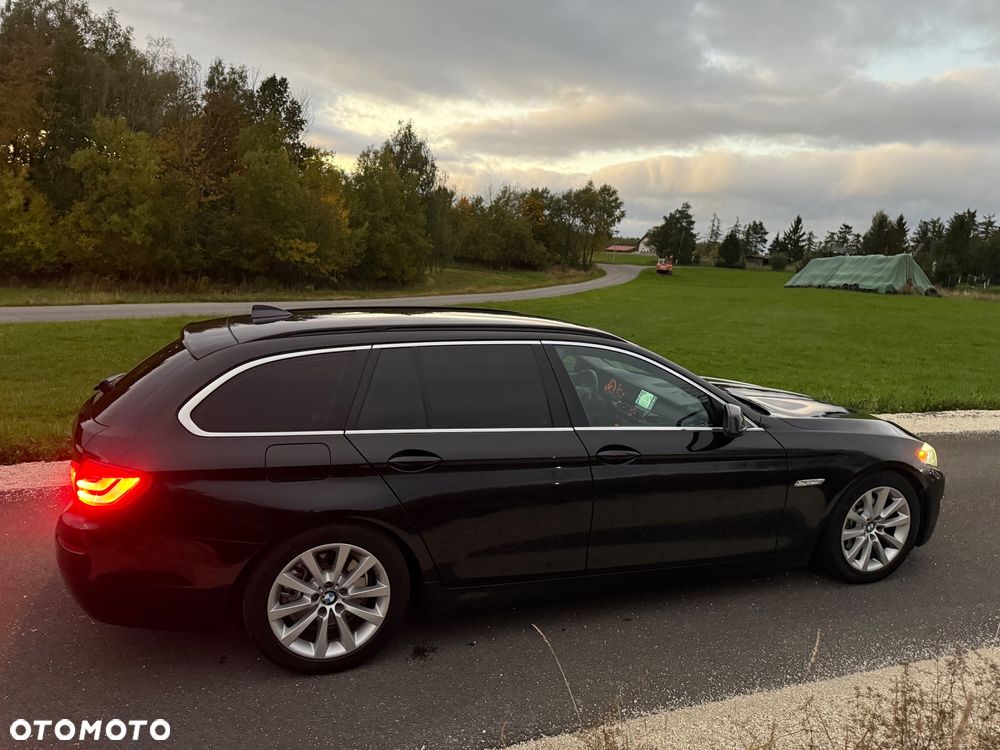 BMW Seria 5 525d xDrive Touring Sport-Aut - 7