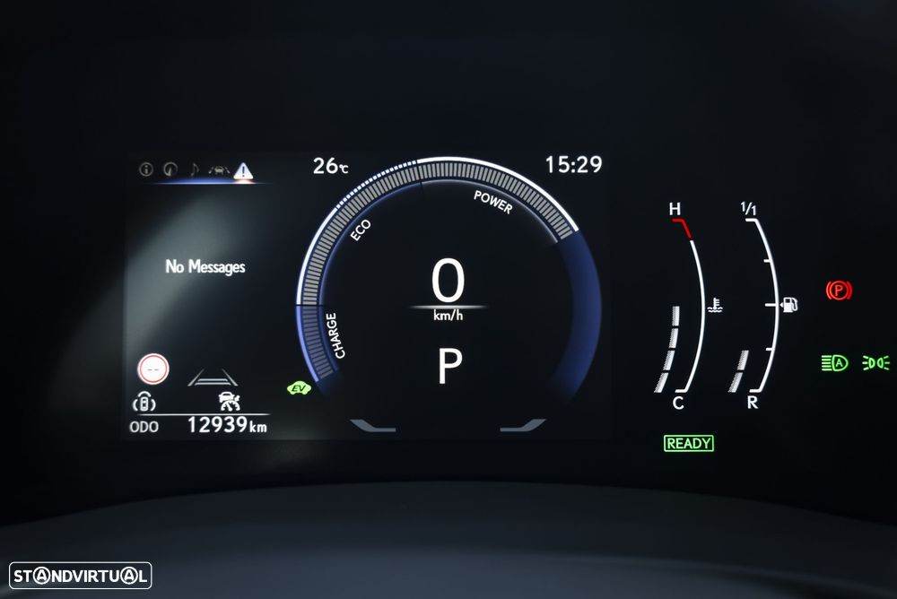 Lexus LBX Elegant - 17