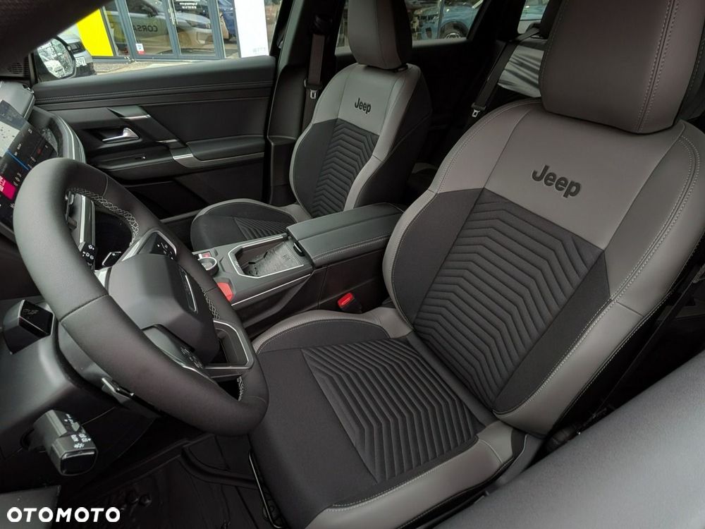 Jeep Compass - 10