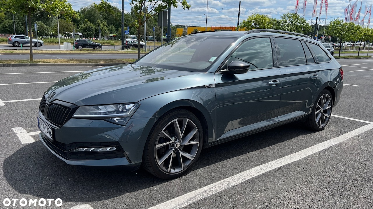 Skoda Superb Combi 2.0 TDI DSG SportLine - 6