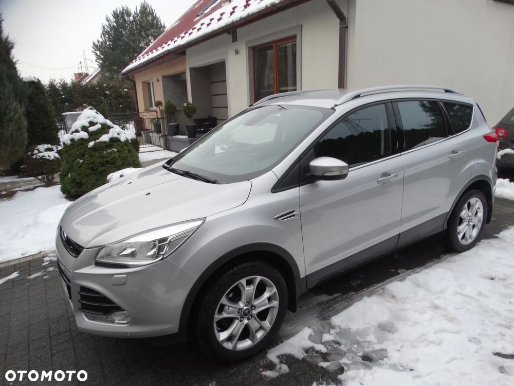 Ford Kuga - 1