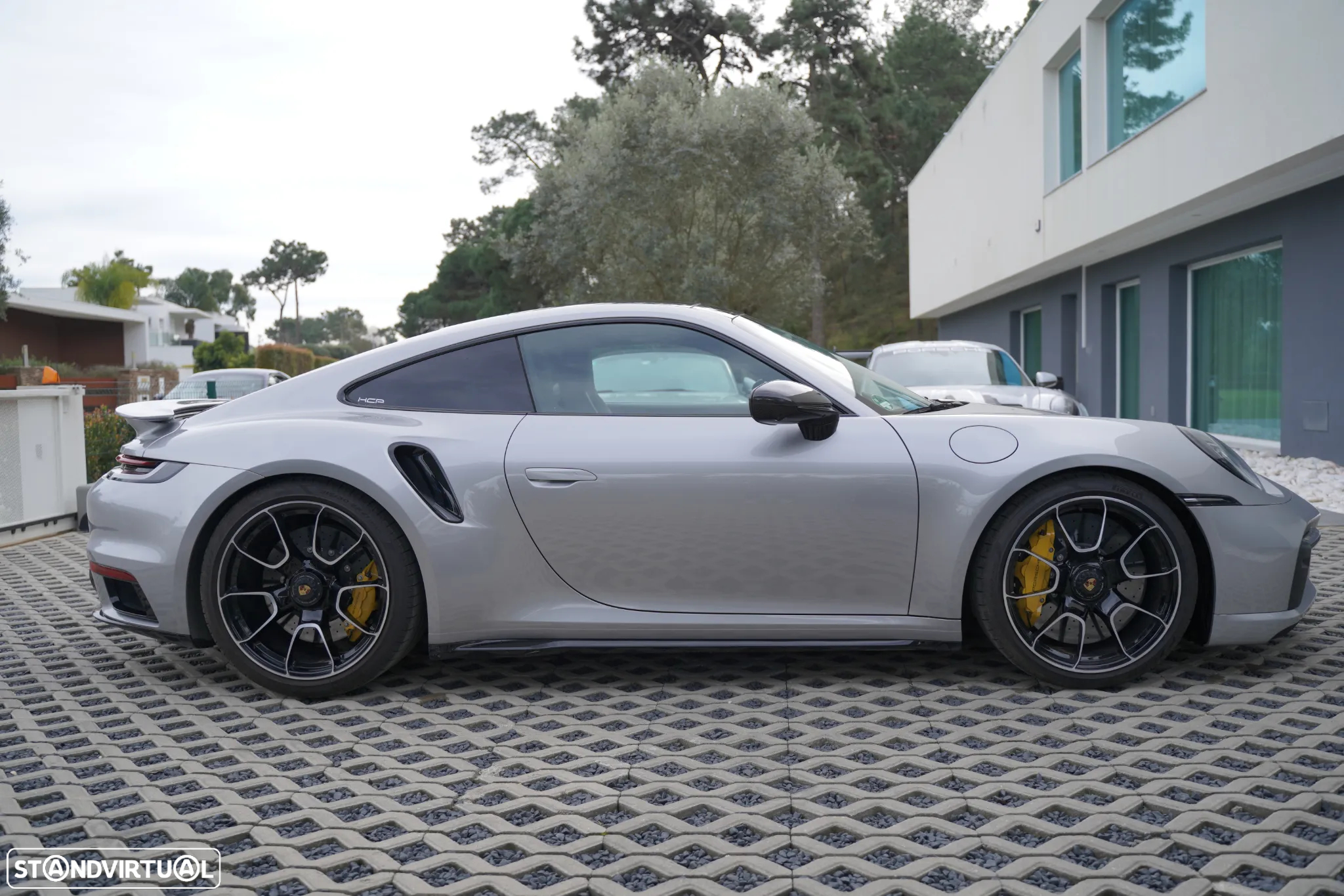 Porsche 911 (992) Turbo S - 4