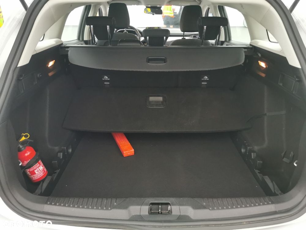 Ford Focus 1.0 EcoBoost Connected - 13