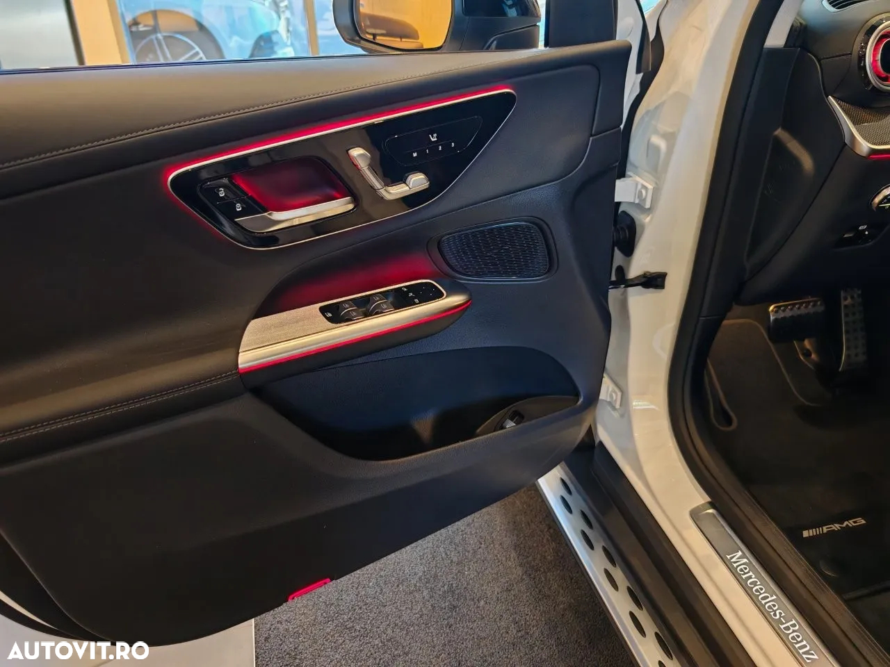 Mercedes-Benz GLC 300 e 4MATIC - 16