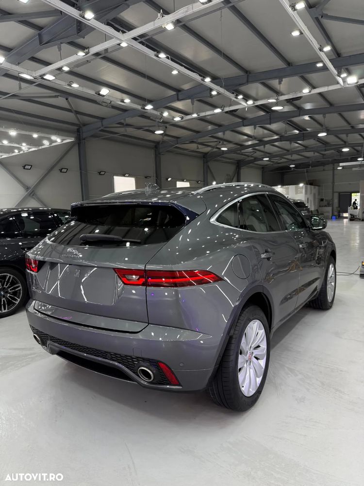 Jaguar E-Pace P250 AWD R-Dynamic HSE - 3
