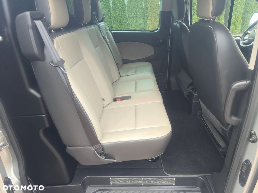Ford Transit Custom 310 L2H1 Limited - 31