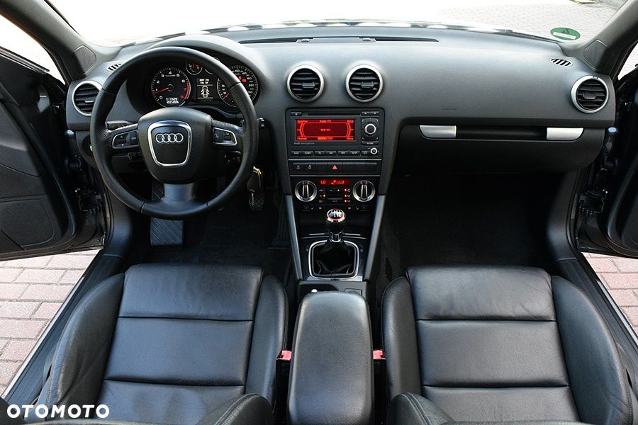 Audi A3 Sportback 1.4 TFSI S line Sportpaket - 39