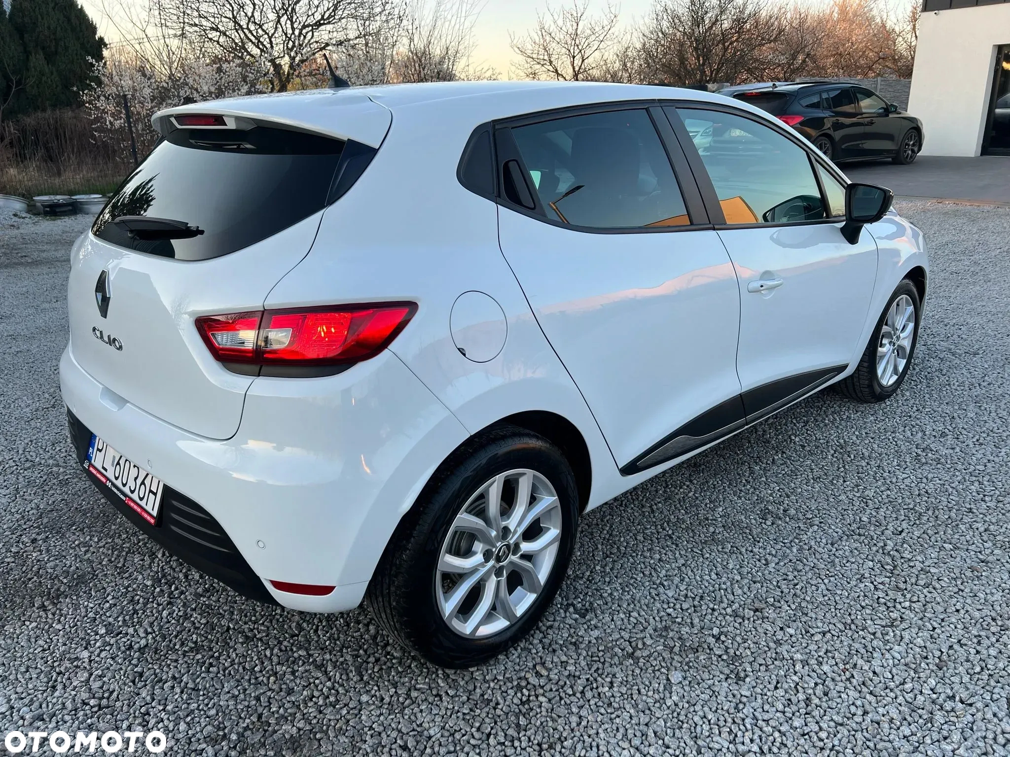 Renault Clio TCe 75 Start & Stop COLLECTION - 9