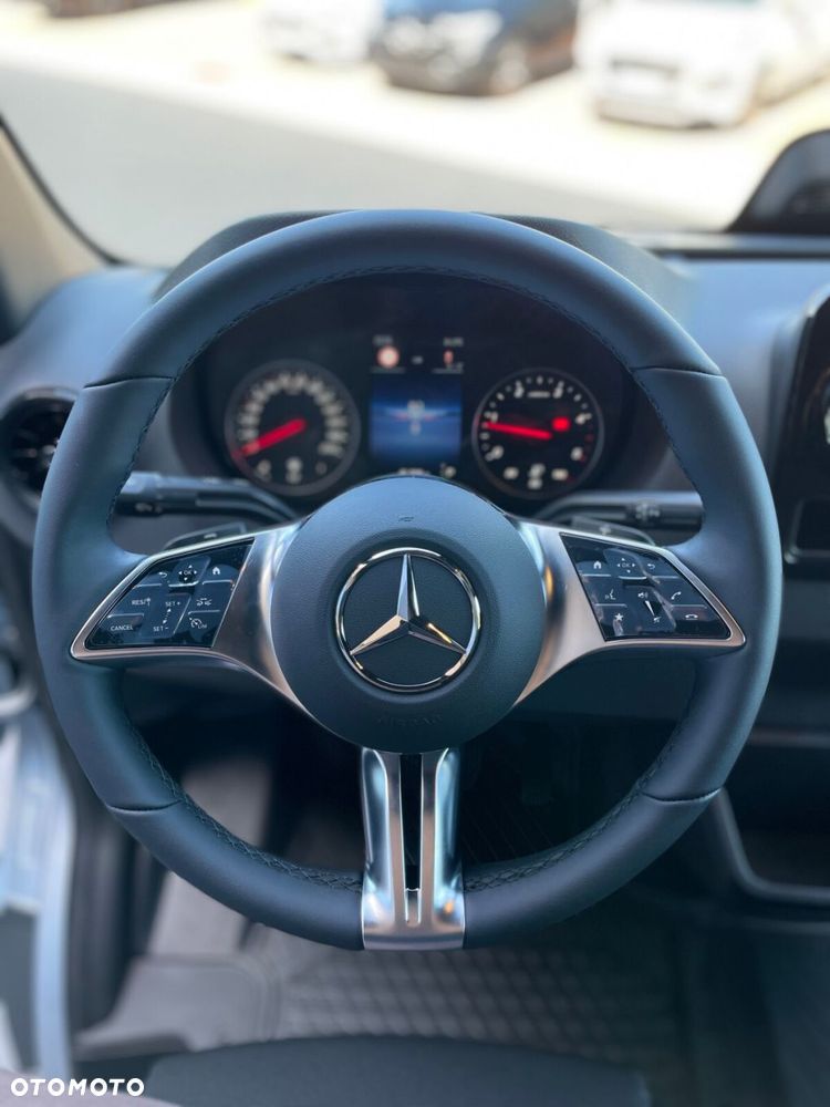 Mercedes-Benz Sprinter 317 CDI Hak 3,5 t Distronic Plus Reflektory LED - 15