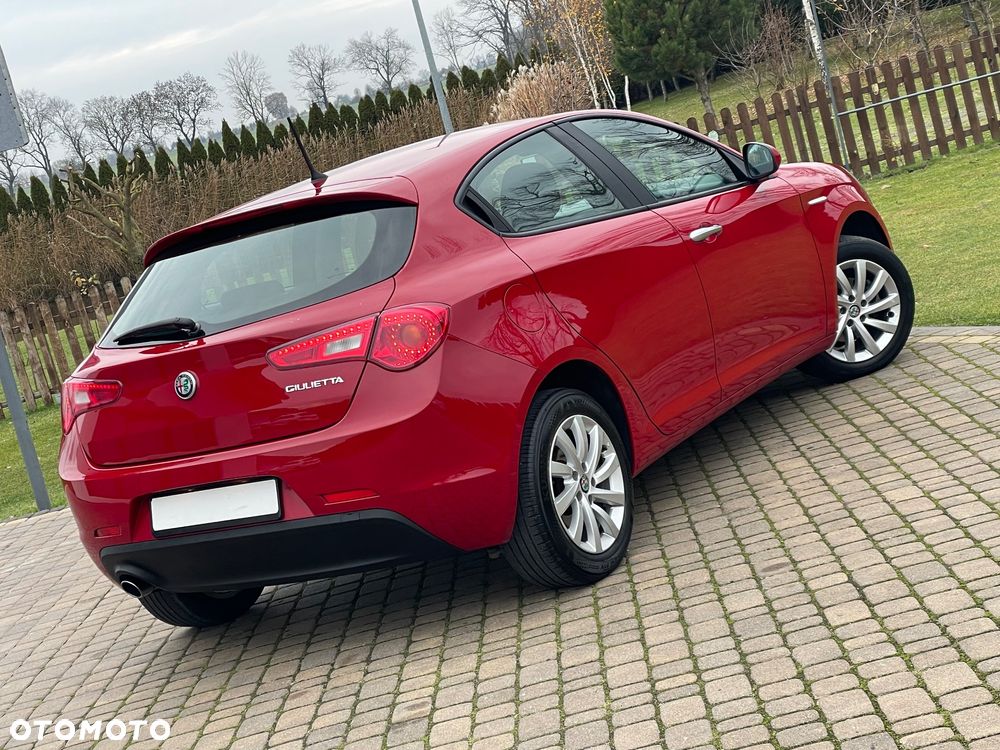 Alfa Romeo Giulietta - 2