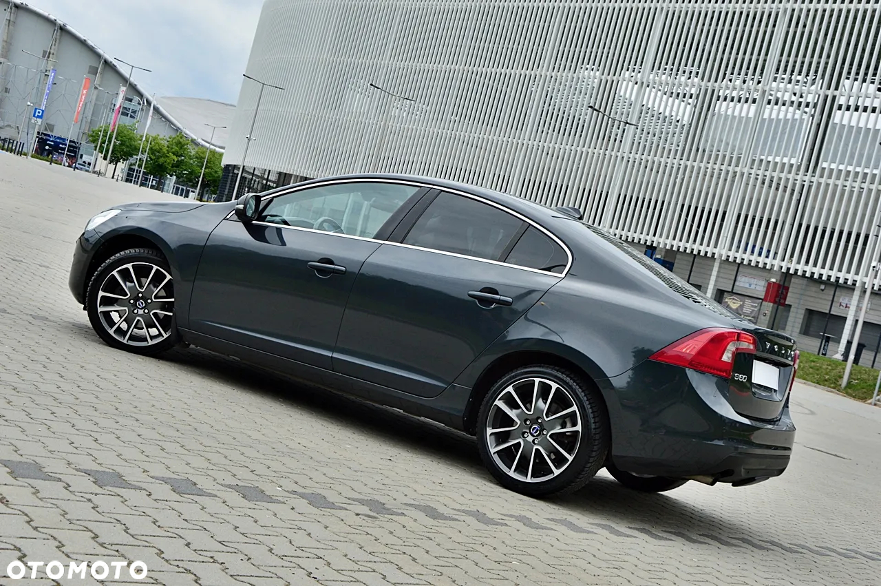 Volvo S60 D3 Momentum - 2