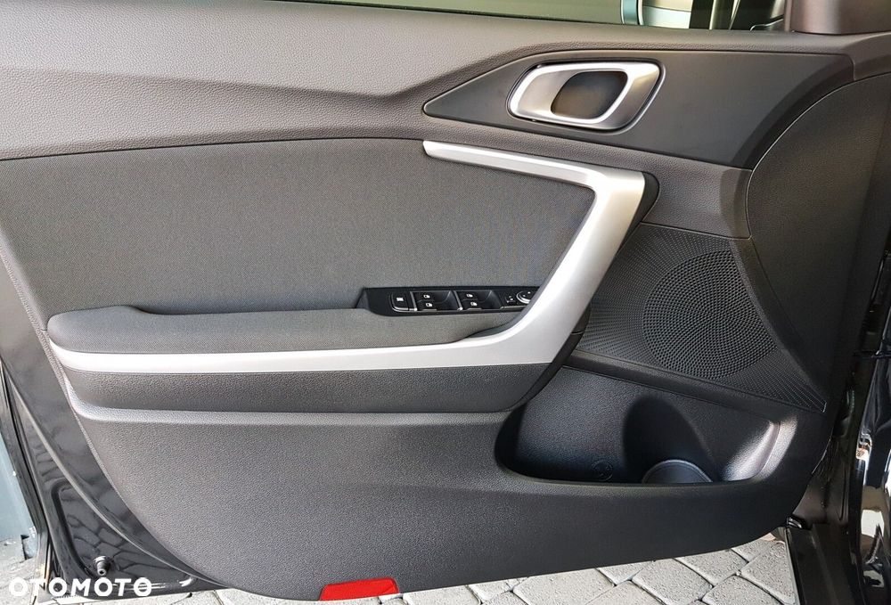 Kia XCeed 1.5 T-GDI M - 9