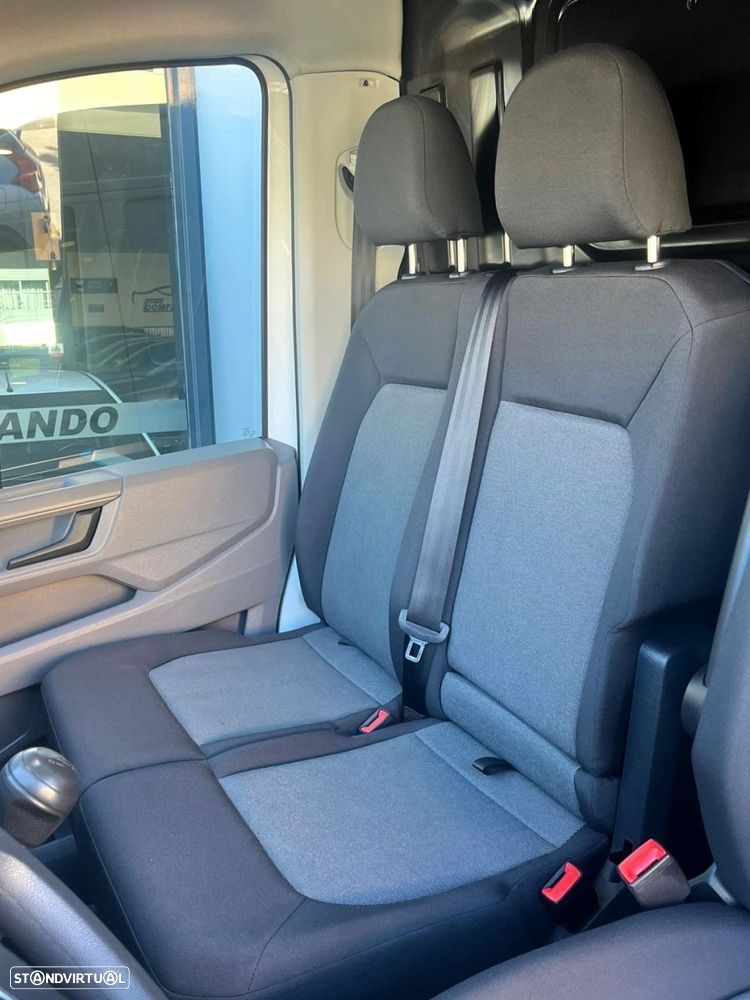 VW Crafter 35 2.0 TDI L5H3 Super Longo Tecto Alto - 27