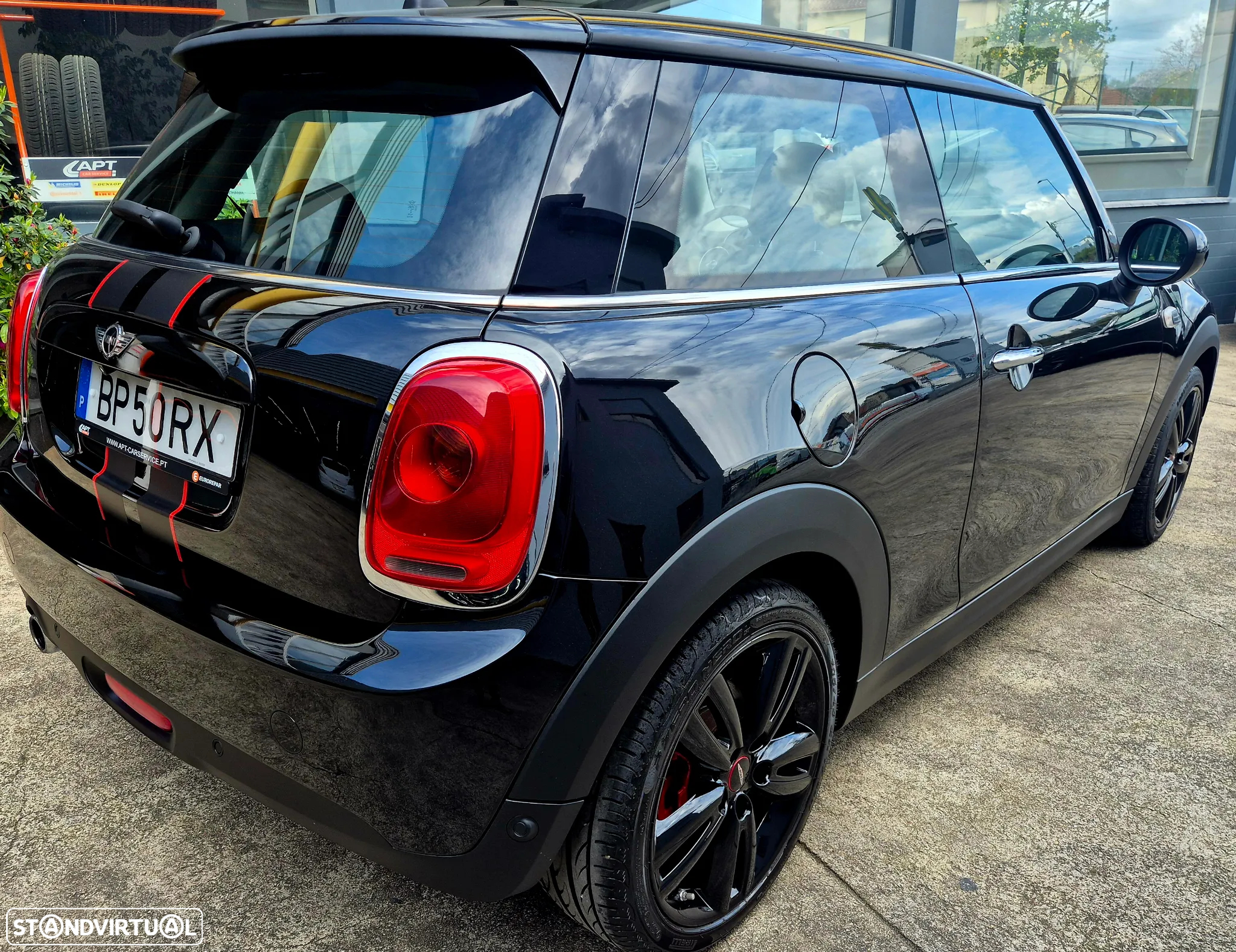 MINI 3 Portas One - 19