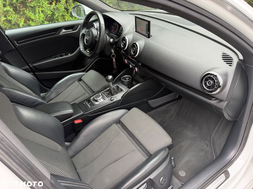 Audi A3 Sportback 2.0 TDI quattro S line Sportpaket - 14