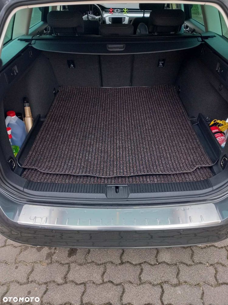 Volkswagen Passat 2.0 TDI BMT Comfortline DSG7 - 25