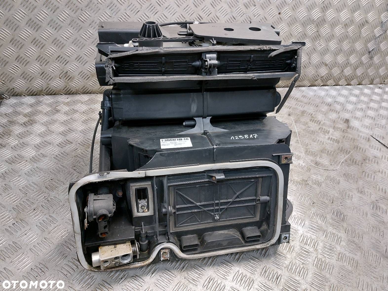OBUDOWA NAGRZEWNICY RENAULT PREMIUM I - 1