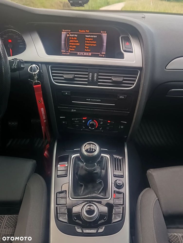 Audi A4 Avant 2.0 TDI DPF S line Sportpaket - 26