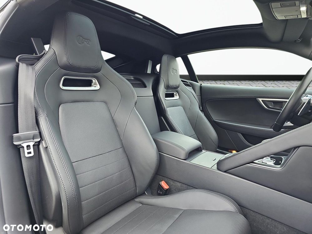 Jaguar F-Type AWD R - 13