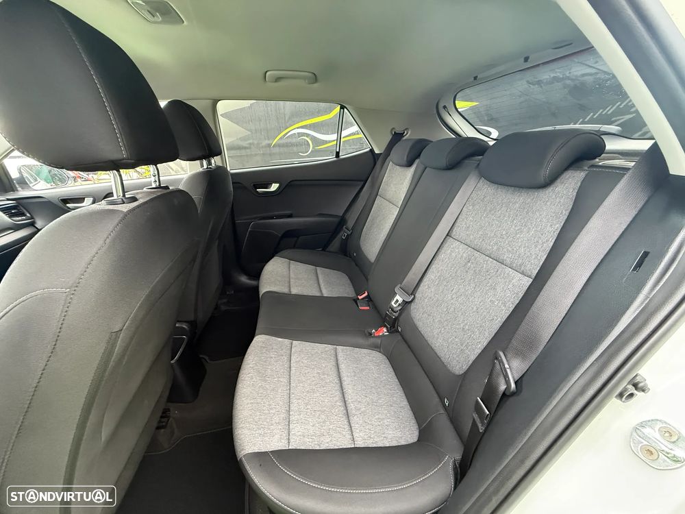 Kia Stonic 1.2 Urban - 20