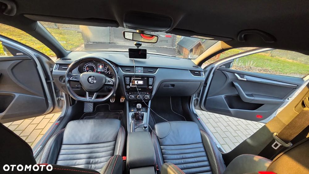 Skoda Octavia 2.0 TDI RS - 13